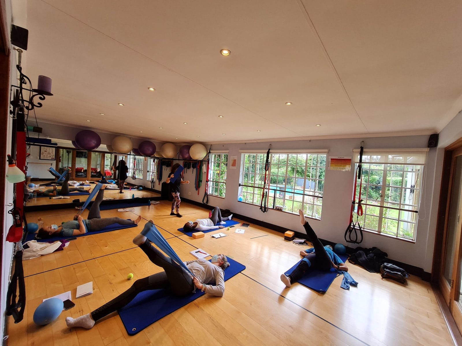 Mat Pilates class at Pilates Dynamics